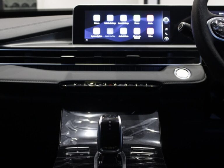 8c6e054b-d1c4-4cd3-b8e0-9d436942e7e4
